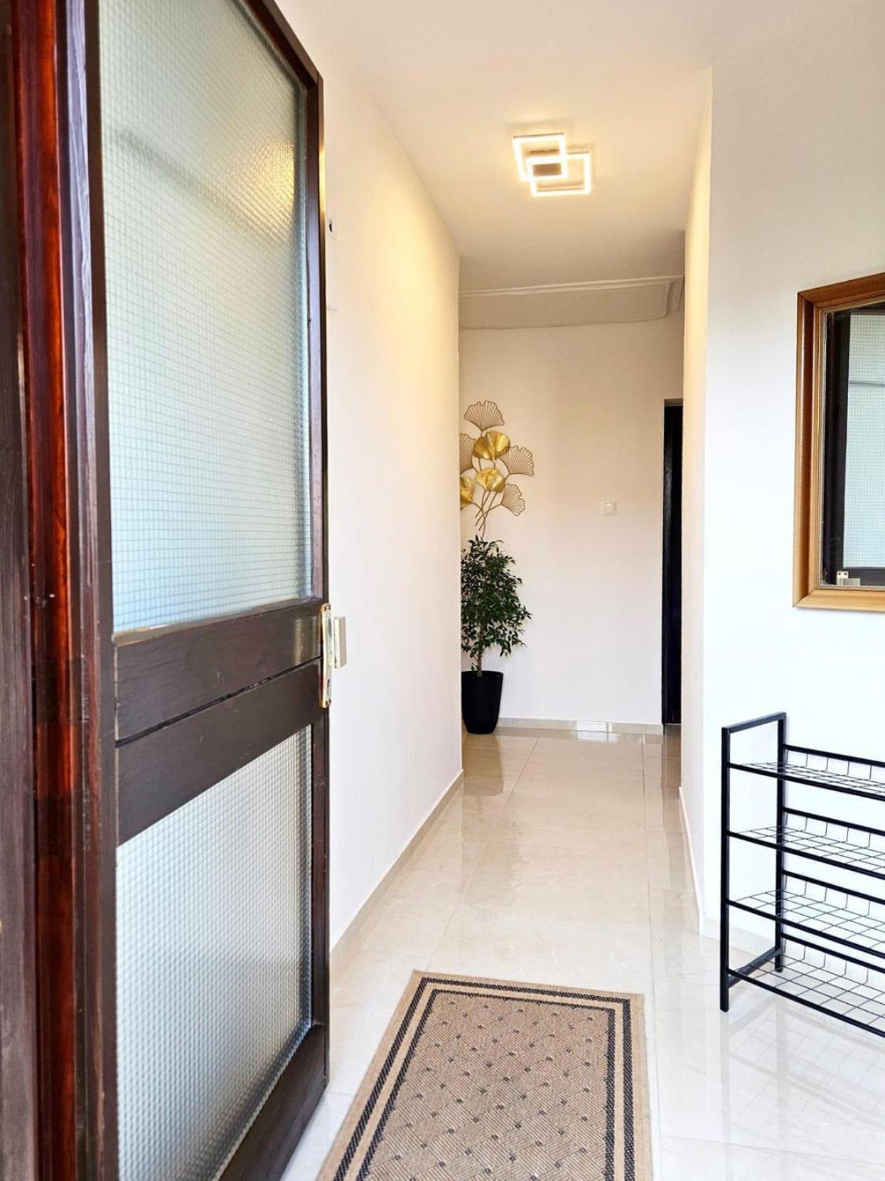 Apartments With A Parking Space מאלינסקה מראה חיצוני תמונה